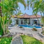 Peaceful 2Bd Seminyak Villa With Private Pool And Garden