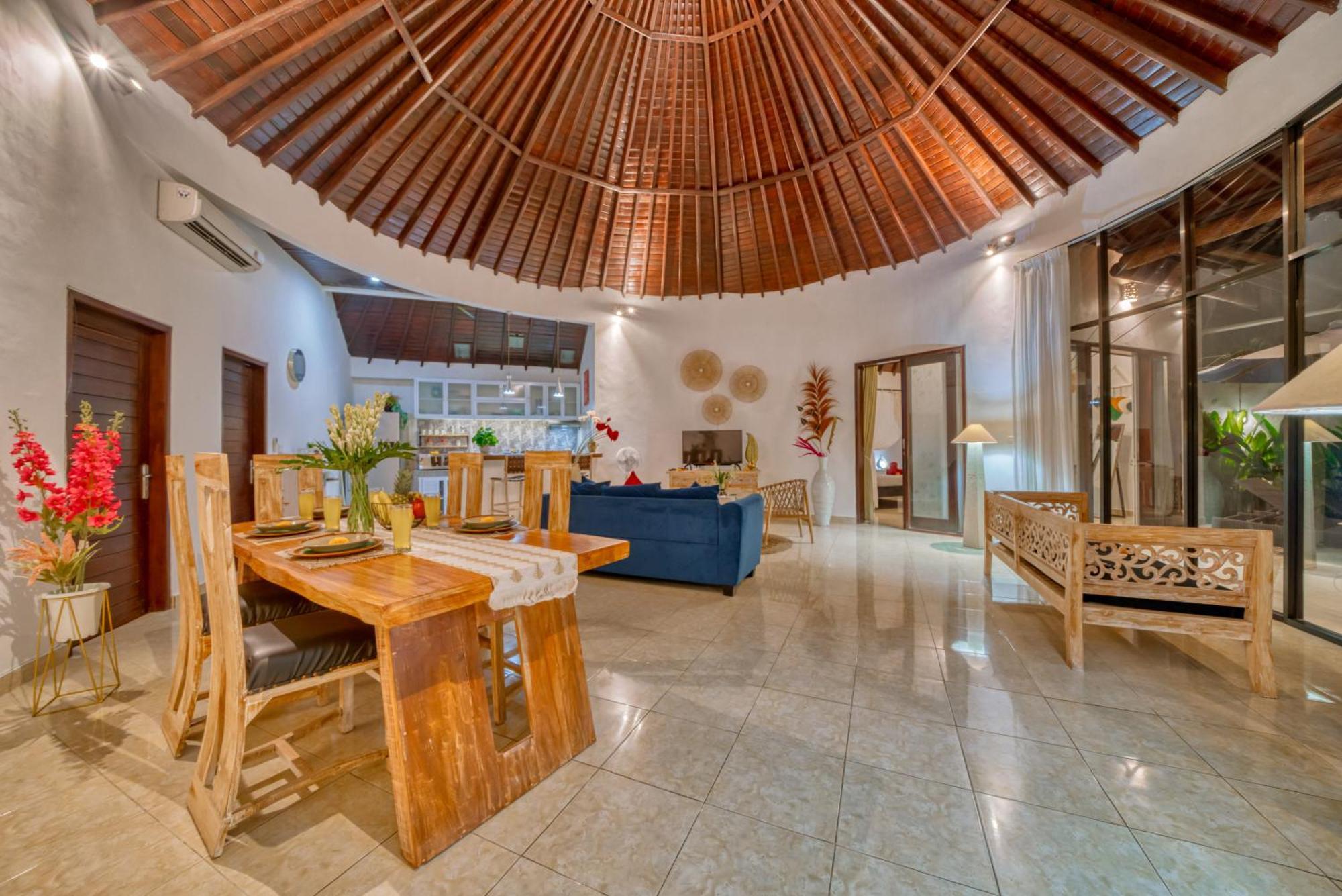 Peaceful 2bd With Private Pool And Garden Villa Seminyak (Bali)